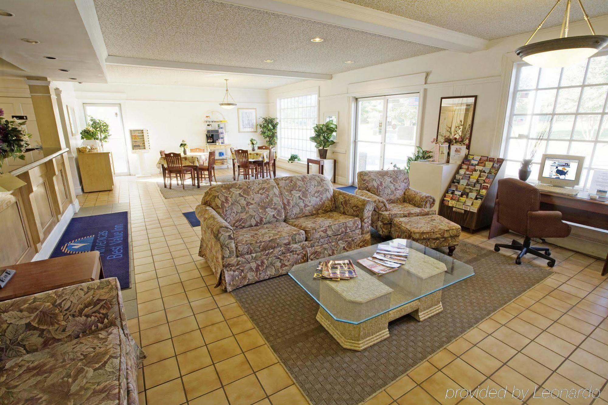 Americas Best Value Inn Richmond South Bellwood Wnętrze zdjęcie