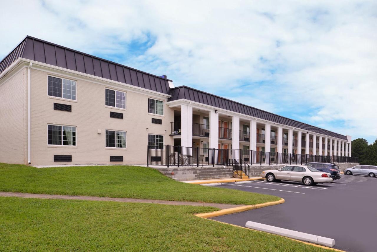 Americas Best Value Inn Richmond South Bellwood Zewnętrze zdjęcie