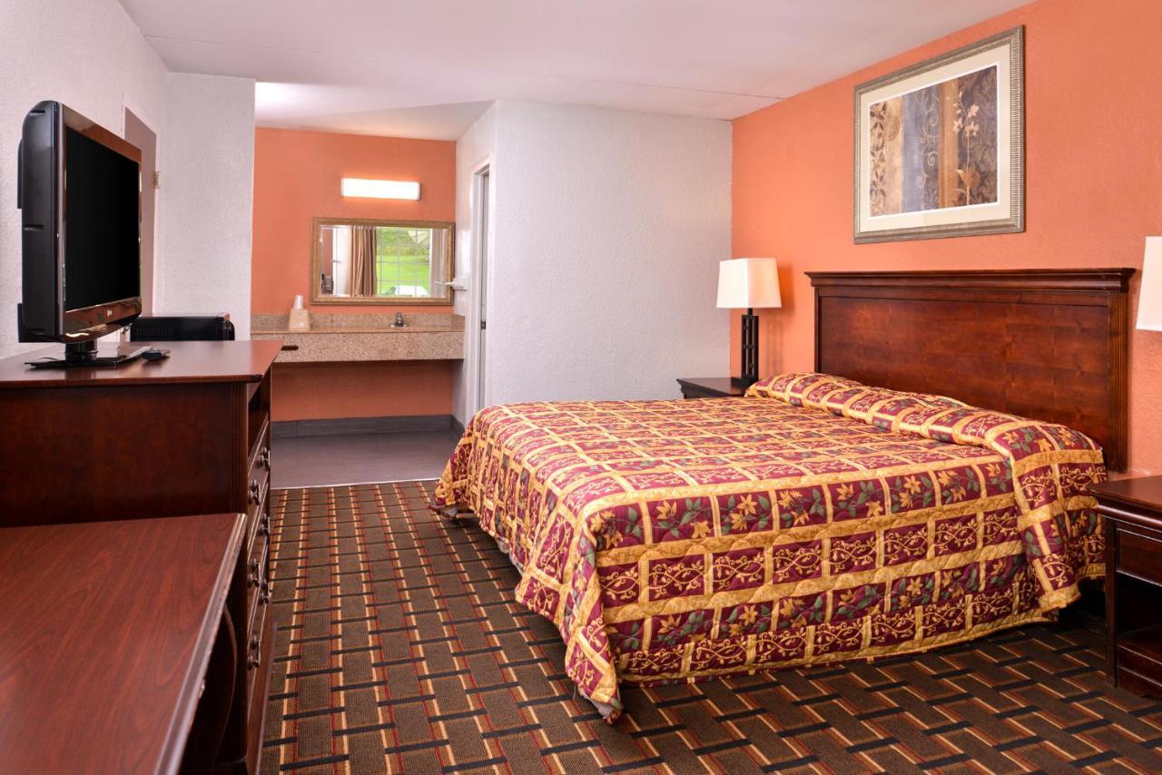 Americas Best Value Inn Richmond South Bellwood Zewnętrze zdjęcie